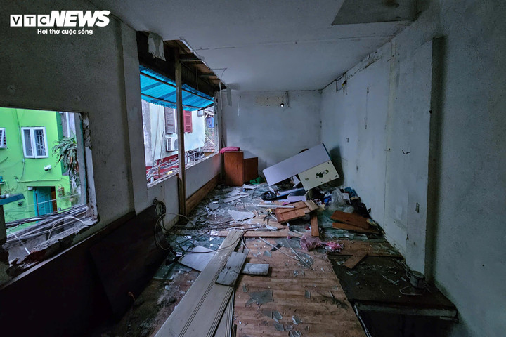 Người d&acirc;n ven Hồ Gươm bắt đầu di dời, b&agrave;n giao mặt bằng x&acirc;y quảng trường hơn 2ha- Ảnh 7.