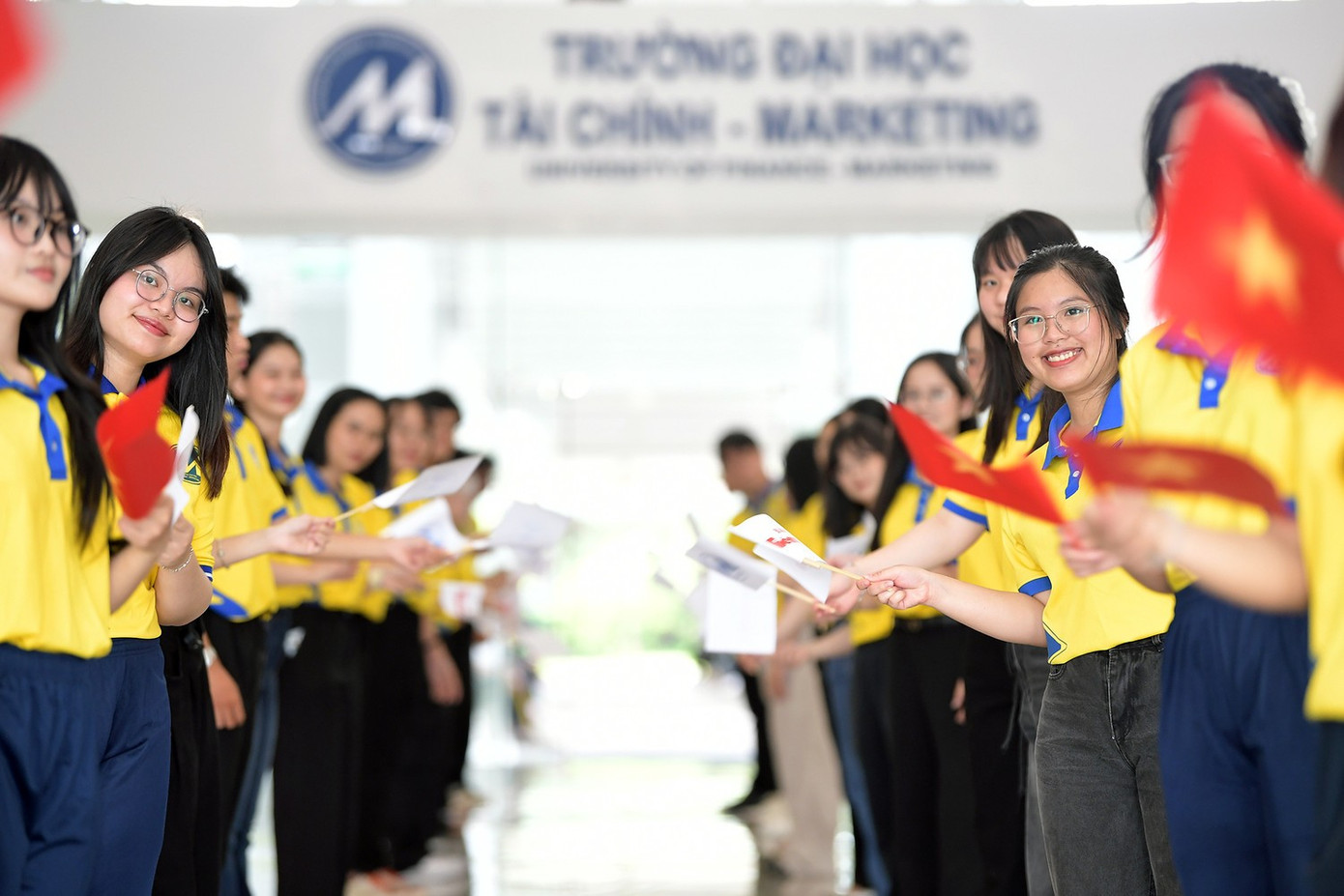 Ch&iacute;nh phủ quyết định s&aacute;p nhập hai trường đại học ng&agrave;nh t&agrave;i ch&iacute;nh- Ảnh 1.