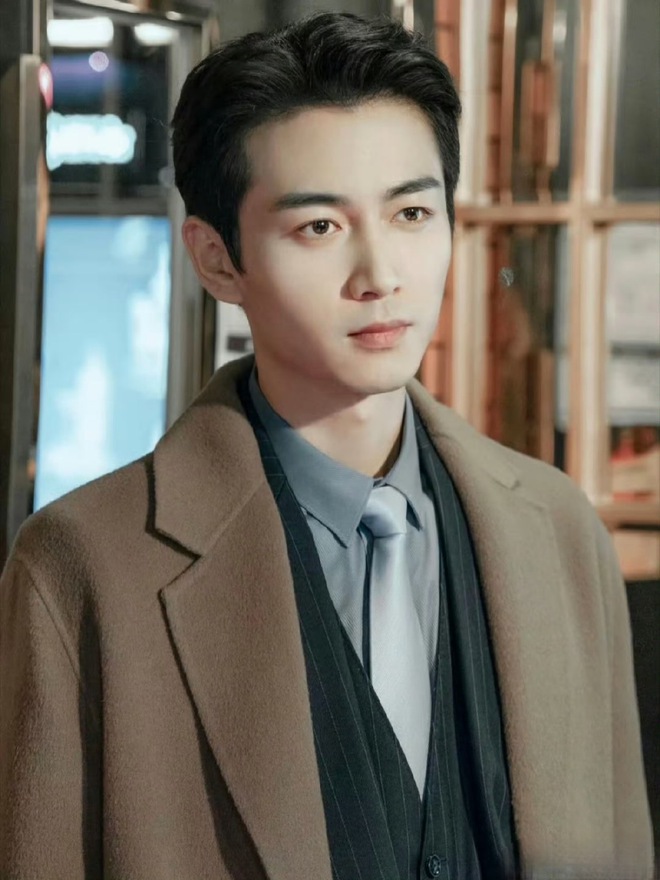 Ngoại h&igrave;nh chồng cũ Trần Nghi&ecirc;n Hy g&acirc;y sốc: V&ograve;ng eo c&oacute; thể tới mức n&agrave;y?- Ảnh 6.