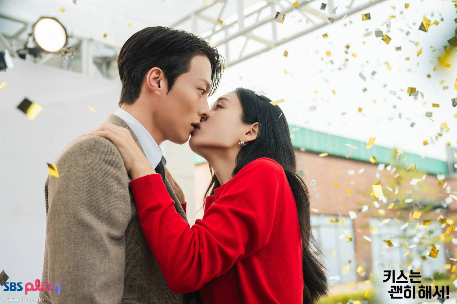 Ra đời nể mỗi phim H&agrave;n 3 xu m&agrave; xem kh&ocirc;ng dứt nổi, nam ch&iacute;nh l&agrave; chồng quốc d&acirc;n hot nhất 2025- Ảnh 2.