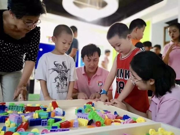 Nghi&ecirc;n cứu Harvard g&acirc;y sốc: Trẻ l&agrave;m điều n&agrave;y từ nhỏ lớn l&ecirc;n c&oacute; cơ hội th&agrave;nh c&ocirc;ng cao, nhưng nhiều phụ huynh phớt lờ!- Ảnh 2.