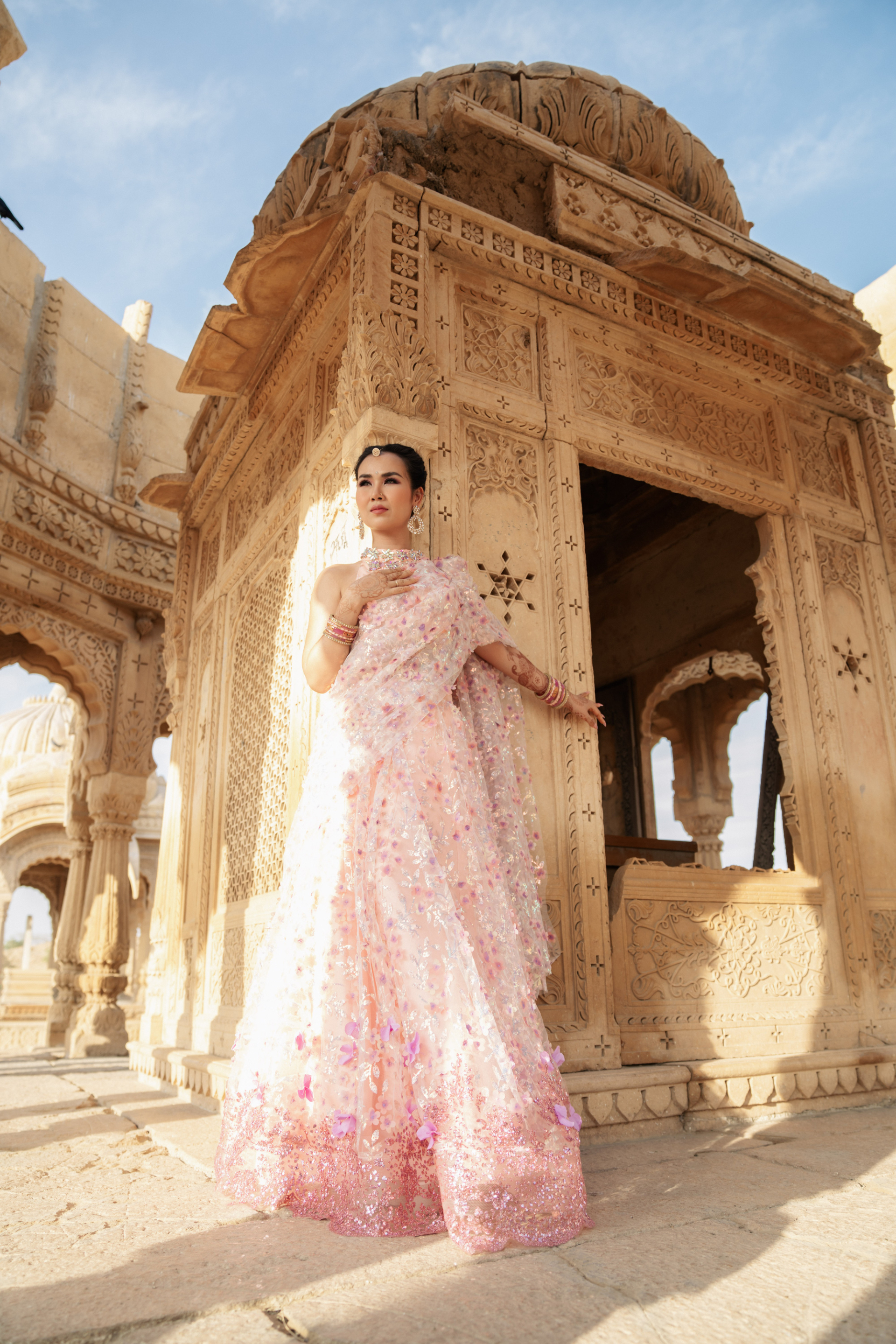 Ca sĩ đắt show bậc nhất hiện nay: C&oacute; chồng đại gia cho tiền l&agrave;m MV, bận con c&aacute;i vẫn full lịch kh&ocirc;ng biết mệt- Ảnh 6.