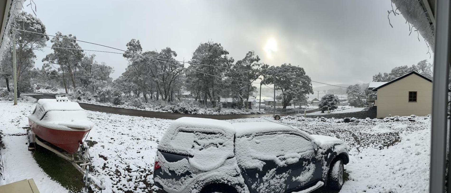 Nơi vừa c&oacute; tuyết rơi hiếm c&oacute; sau gần 20 năm!- Ảnh 6.