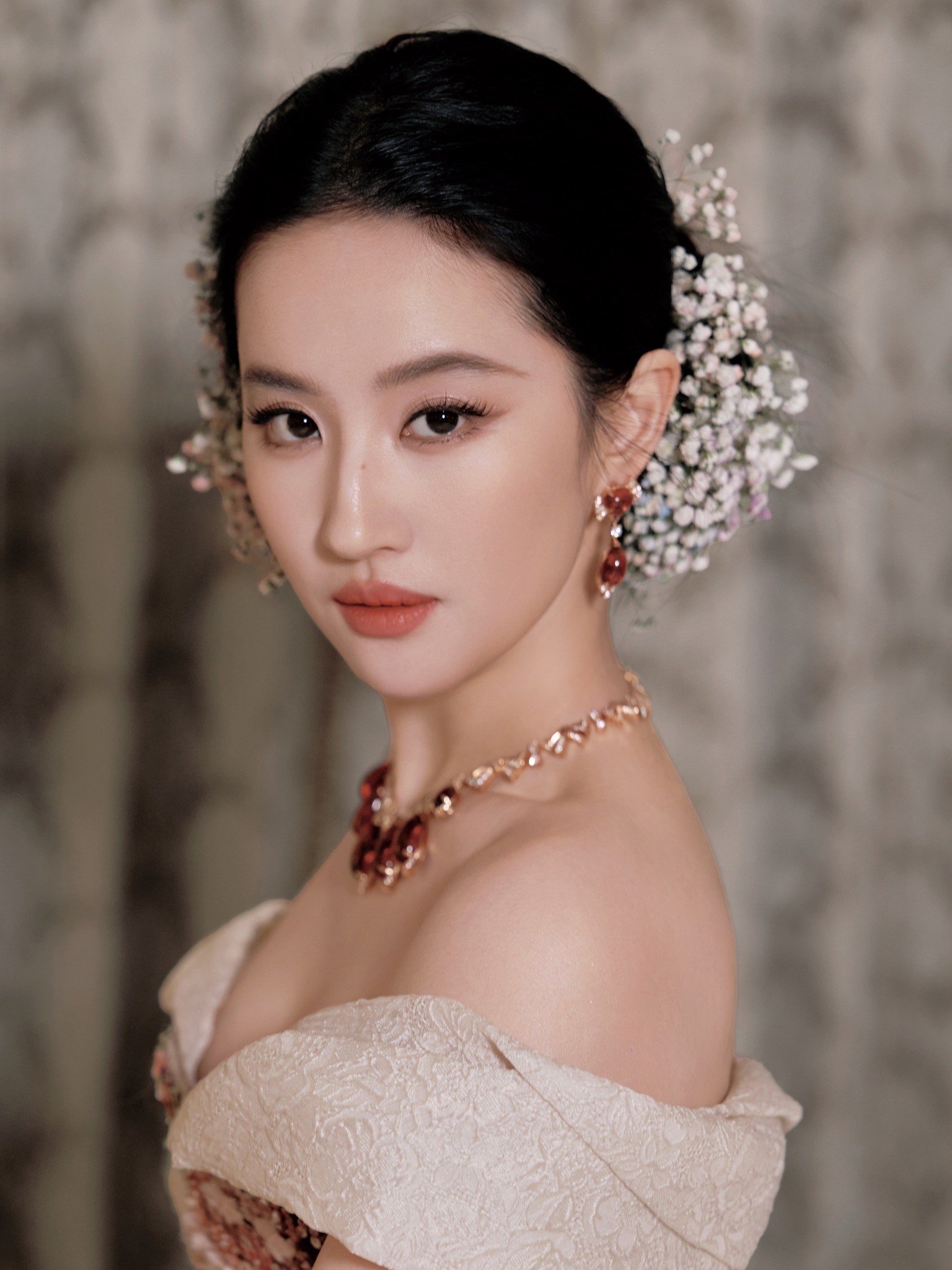 "Thần ti&ecirc;n tỷ tỷ" từ bỏ ca h&aacute;t một bước th&agrave;nh đệ nhất mỹ nh&acirc;n, nhan sắc đủ để l&agrave;m g&igrave; cũng nổi tiếng- Ảnh 3.