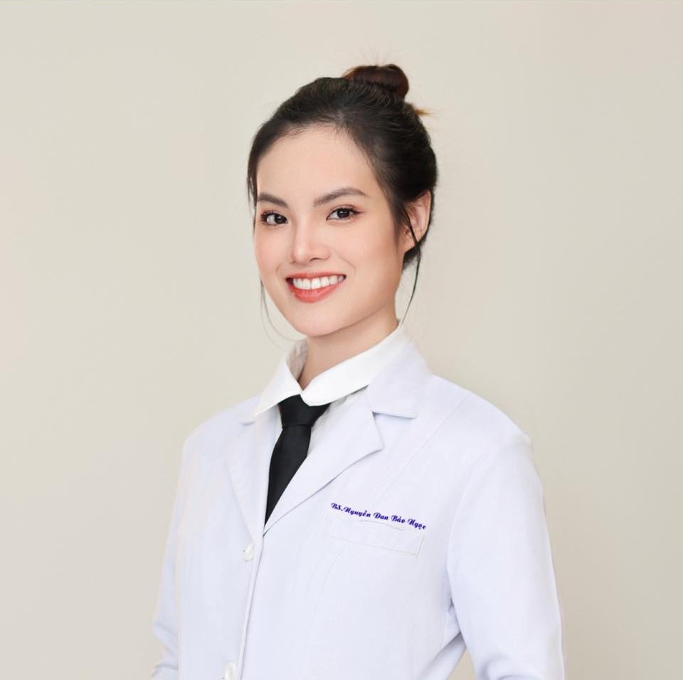 Nữ b&aacute;c sĩ c&oacute; bằng Piano tại Nhạc viện TP.HCM kết h&ocirc;n với sao nam hơn 16 tuổi- Ảnh 5.