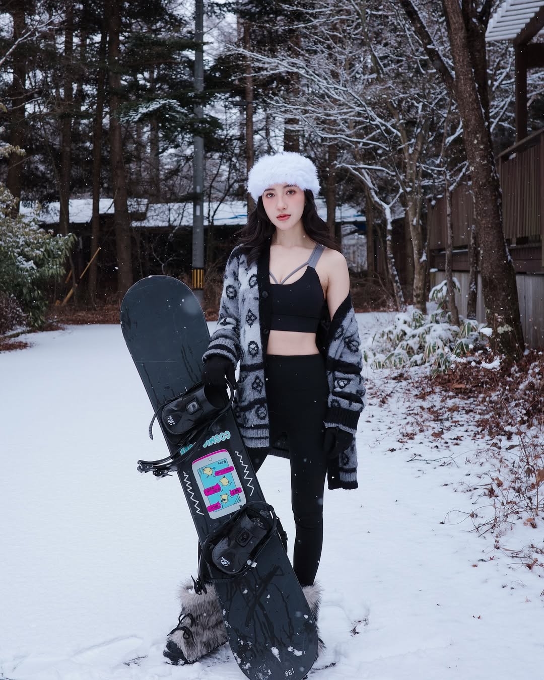 Danh t&iacute;nh nữ diễn vi&ecirc;n lộ clip th&acirc;n mật với thiếu gia, bị b&oacute;c phốt l&agrave;m 