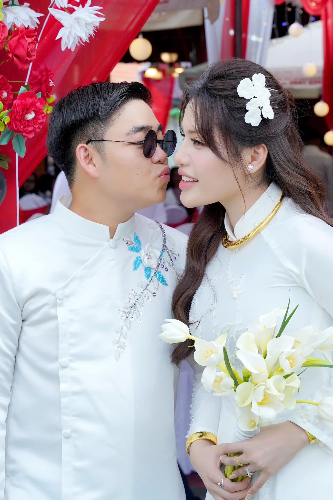 Nghiền ăn phở, ch&agrave;ng trai &ldquo;cưa&rdquo; lu&ocirc;n con g&aacute;i chủ qu&aacute;n, ng&agrave;y cưới nhận 4 sổ đỏ, 1 tỷ tiền mặt, 2 c&acirc;y v&agrave;ng- Ảnh 3.