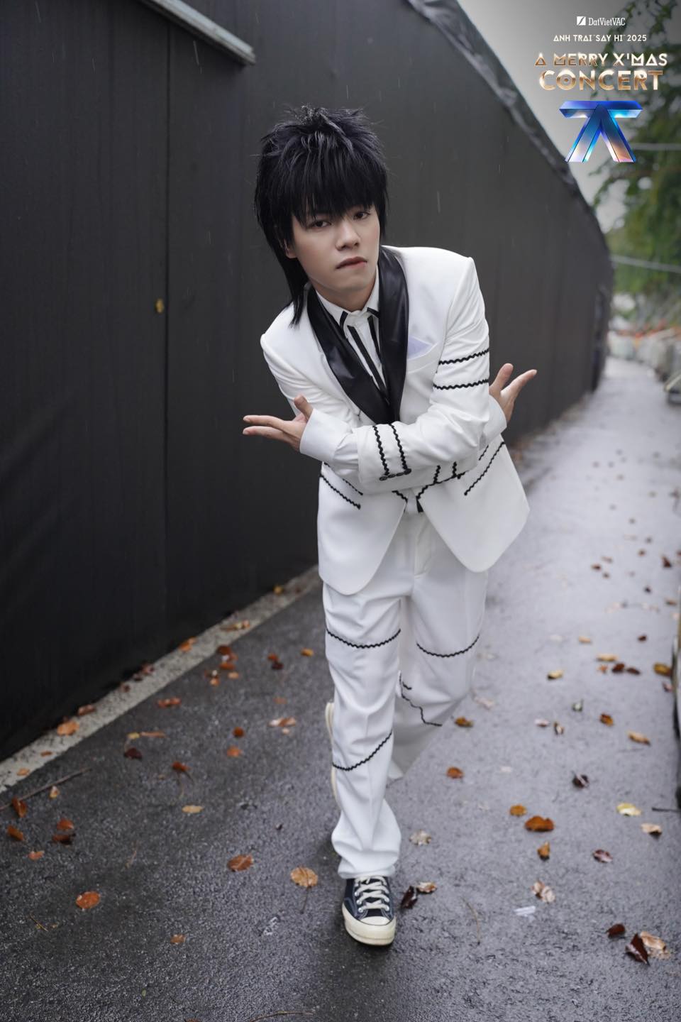 HKT bất ngờ t&aacute;i xuất tại concert Anh Trai Say Hi?- Ảnh 4.