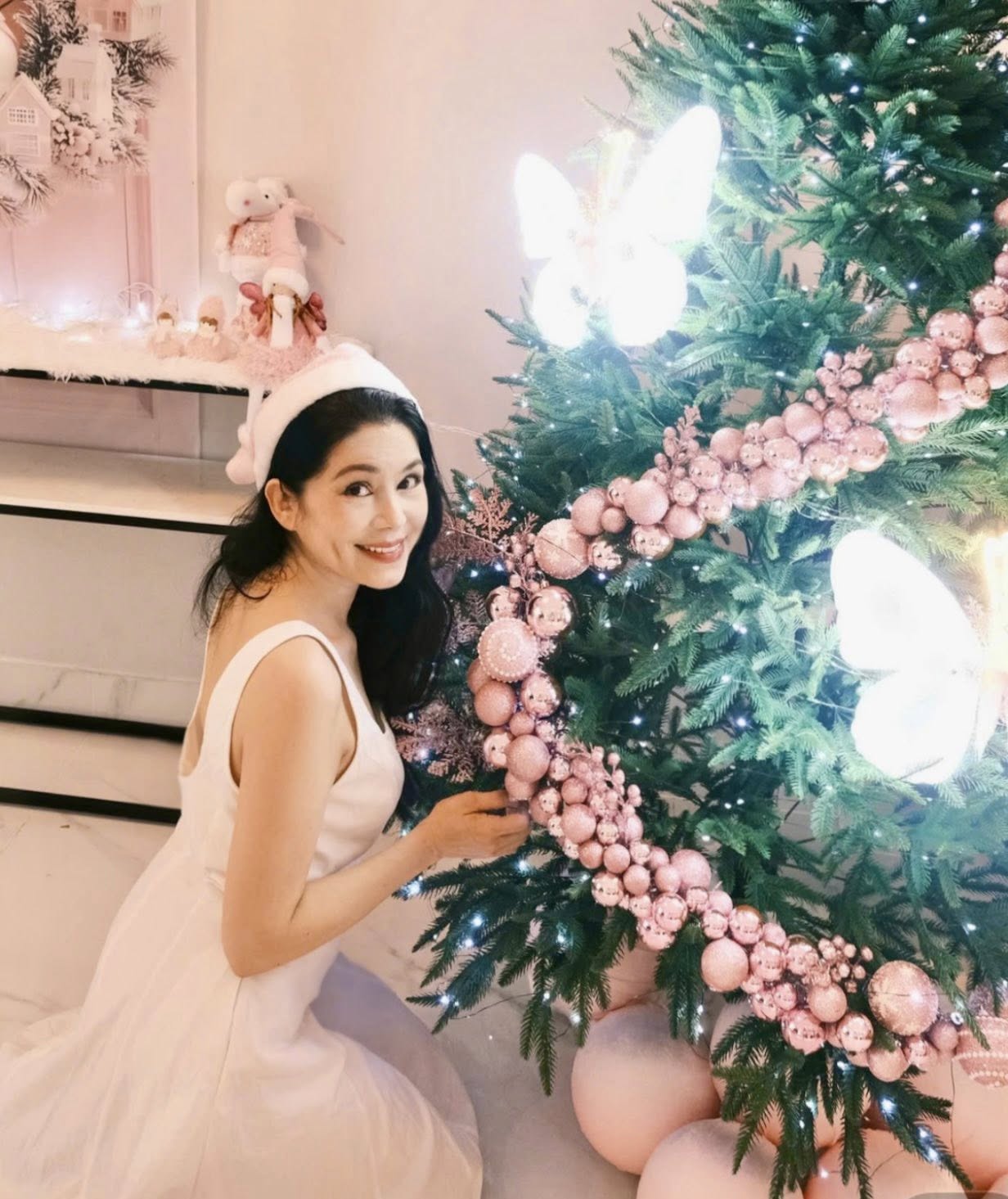 Nhan sắc vợ đại gia đẹp như minh tinh, y&ecirc;u chồng hết mực của nam NSƯT, Ph&oacute; chủ tịch Hội điện ảnh- Ảnh 3.