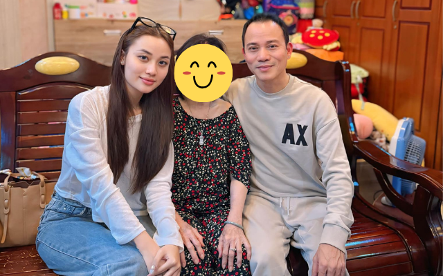 Đ&aacute;m cưới ch&aacute;u nội danh ca Chế Linh: Nhan sắc c&ocirc; d&acirc;u kh&ocirc;ng một điểm trừ, th&acirc;n thế ch&uacute; rể g&acirc;y bất ngờ lớn- Ảnh 7.