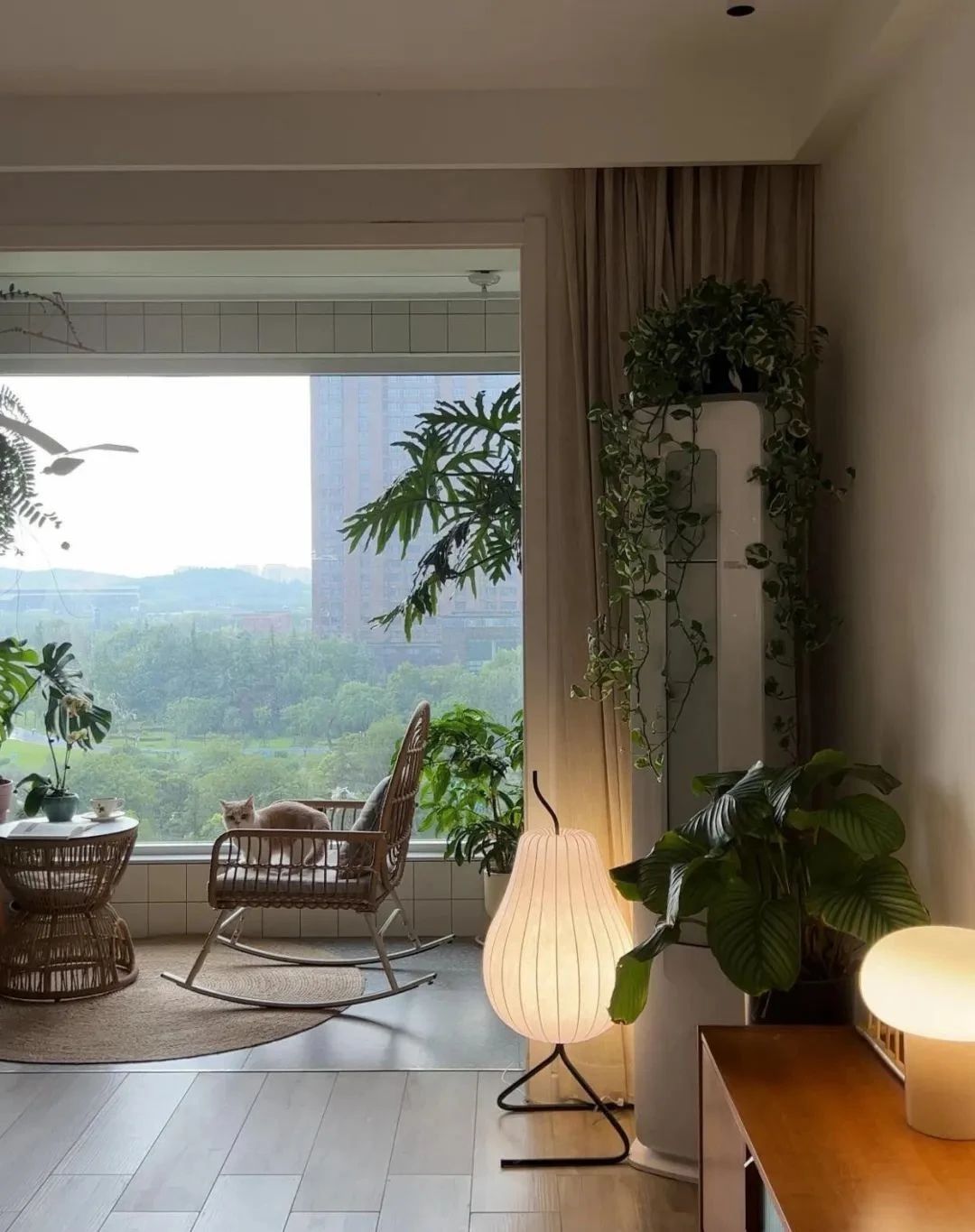 B&aacute;n căn hộ tầng 28 sau 7 năm đầy &aacute;m ảnh, t&ocirc;i chuyển xuống tầng 8 v&agrave; sốc v&igrave; kh&aacute;c biệt: Chọn sai tầng c&oacute; thể ph&aacute; hỏng cả cuộc sống- Ảnh 3.