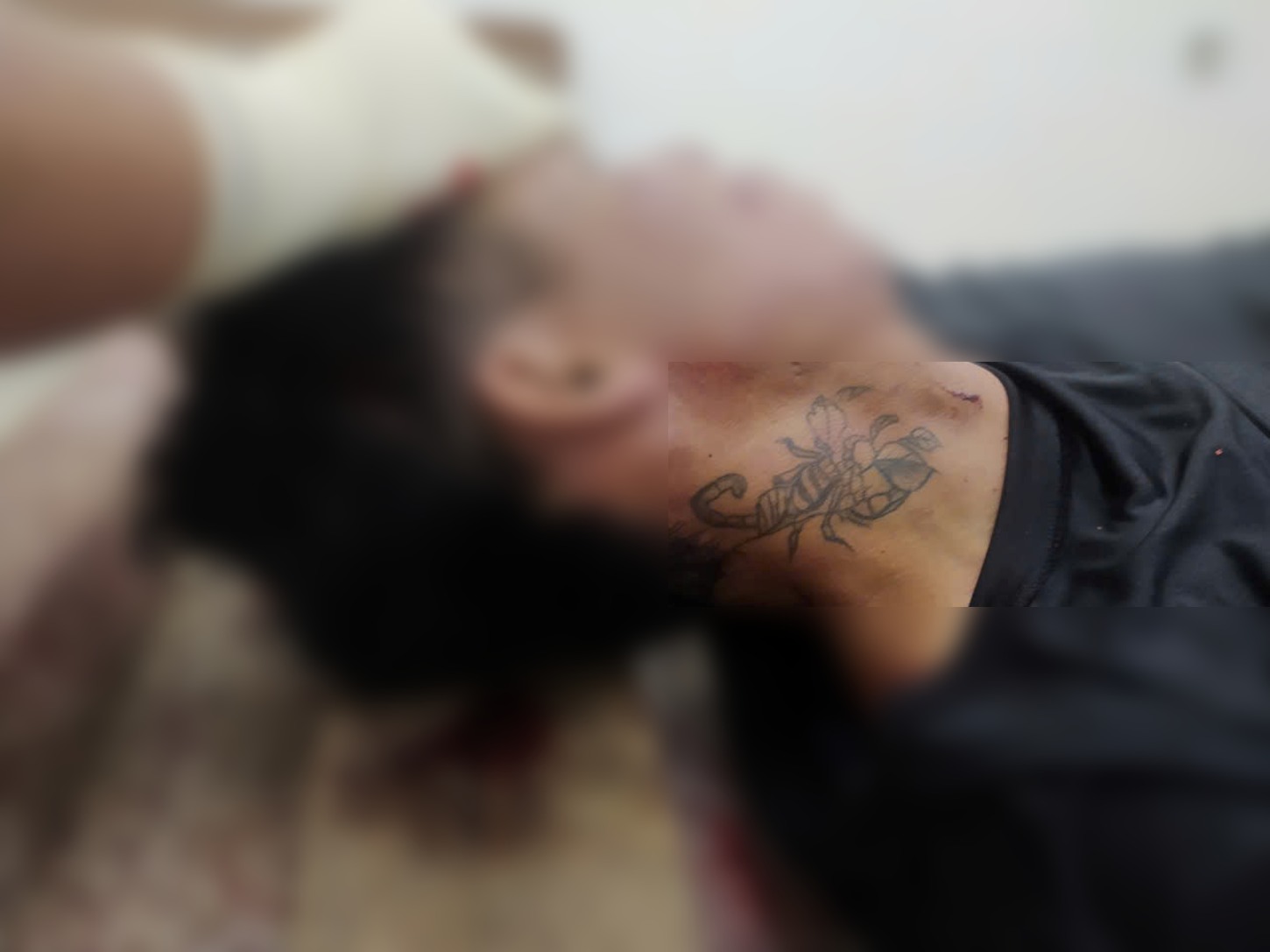 Cần Thơ: Tìm tung tích nạn nhân trên tay xăm dòng chữ “Huỳnh Vũ Phương”- Ảnh 2. Cần Thơ: Tìm tung tích nạn nhân trên tay xăm dòng chữ “Huỳnh Vũ Phương”- Ảnh 2.