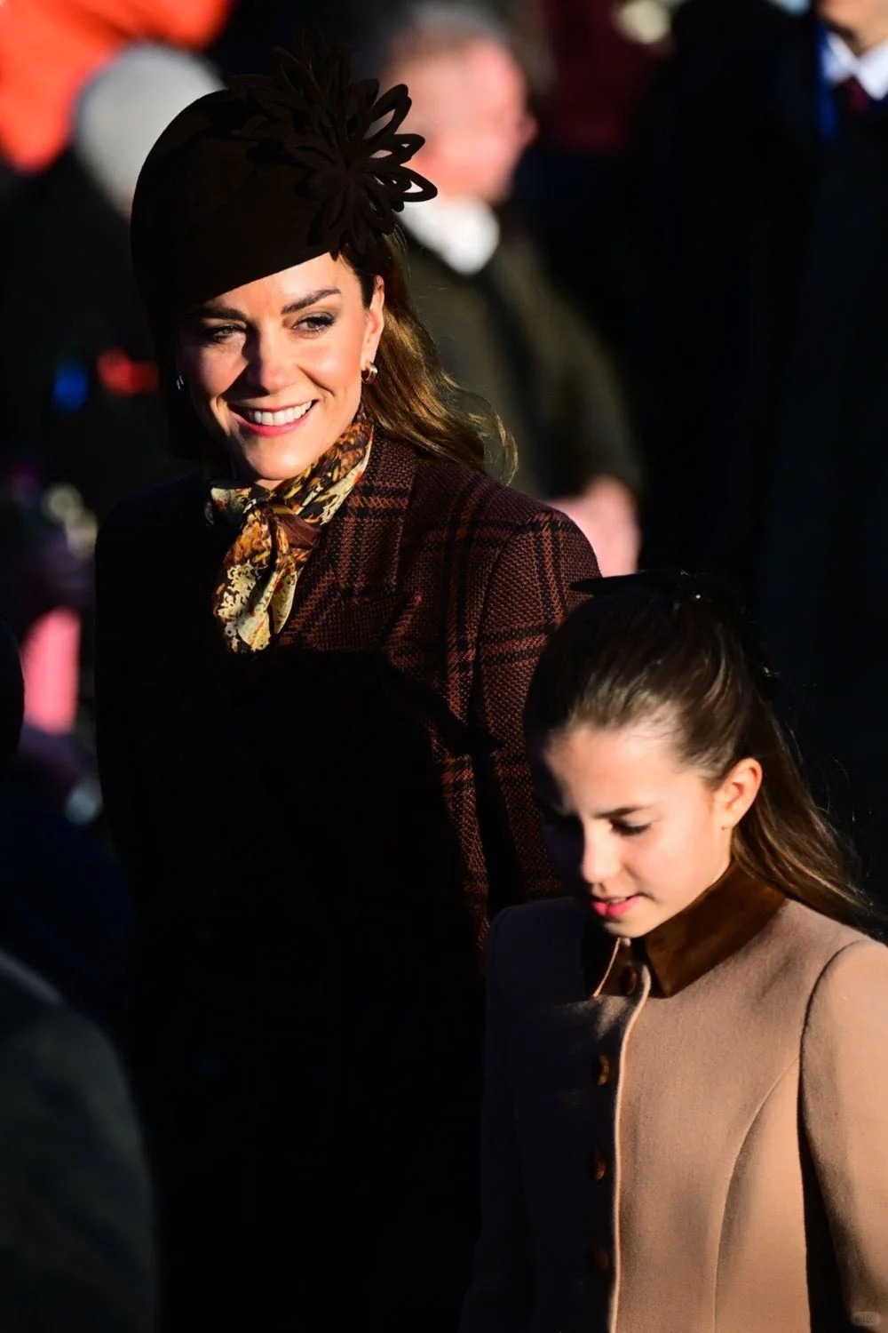 "C&ocirc;ng ch&uacute;a hạt dẻ" nh&agrave; Kate: Charlotte 10 tuổi kh&iacute; chất ng&uacute;t ng&agrave;n, diện đồ "Old Money" chuẩn người thừa kế s&aacute;ng gi&aacute;- Ảnh 16.