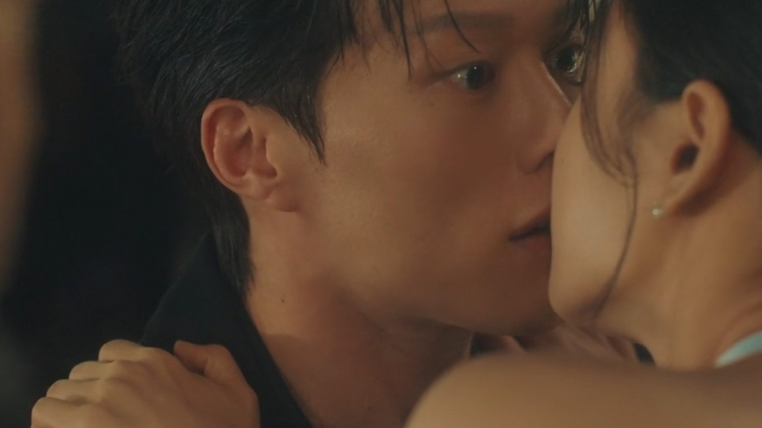 Phim ng&ocirc;n t&igrave;nh 3 xu hay chấn động kết th&uacute;c với rating chạm đỉnh, xem xong chỉ muốn c&oacute; bồ như nam ch&iacute;nh- Ảnh 3.