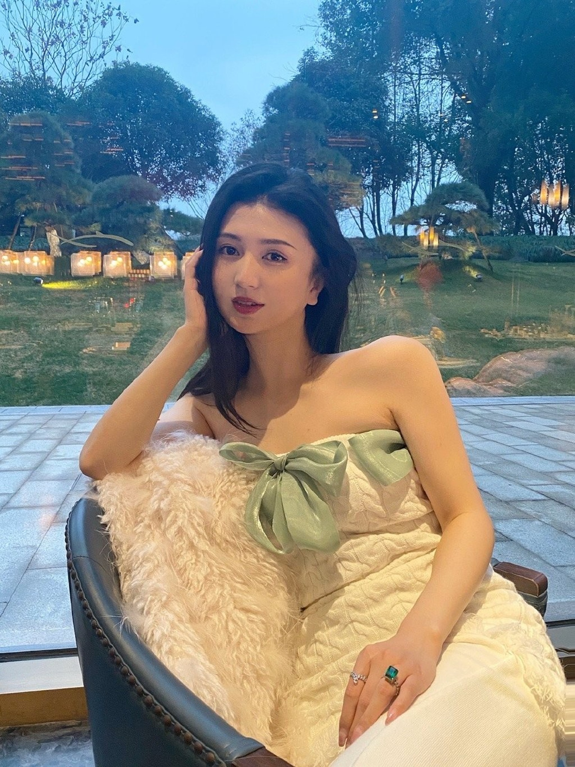 Bi kịch nữ người mẫu 8X xinh đẹp tử vong sau khi h&uacute;t mỡ bụng, n&acirc;ng ngực bằng mỡ tự th&acirc;n- Ảnh 5.