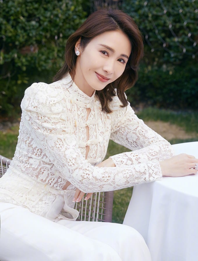 Mỹ nh&acirc;n rũ bỏ qu&aacute; khứ l&agrave;m 