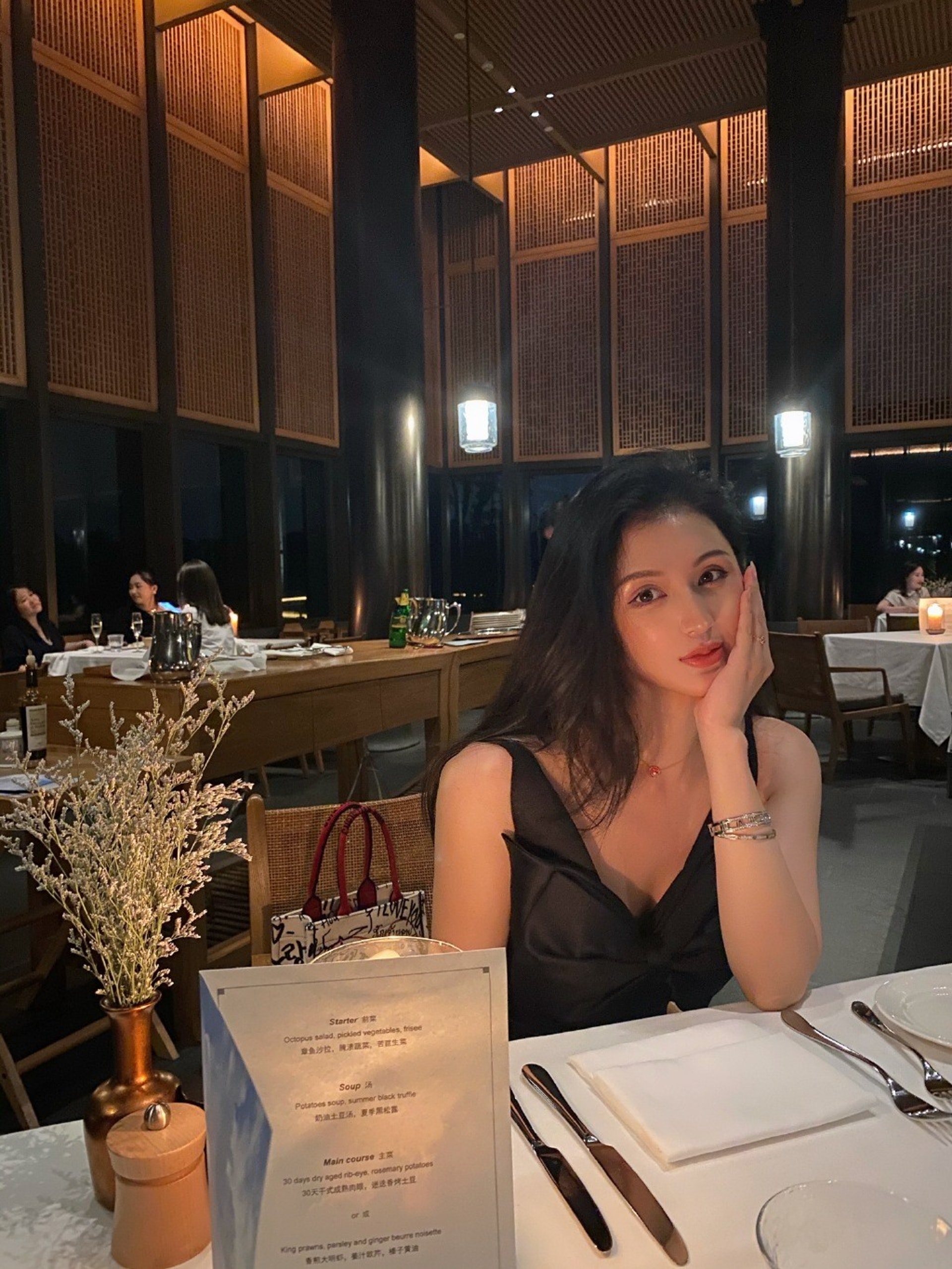 Bi kịch nữ người mẫu 8X xinh đẹp tử vong sau khi h&uacute;t mỡ bụng, n&acirc;ng ngực bằng mỡ tự th&acirc;n- Ảnh 6.