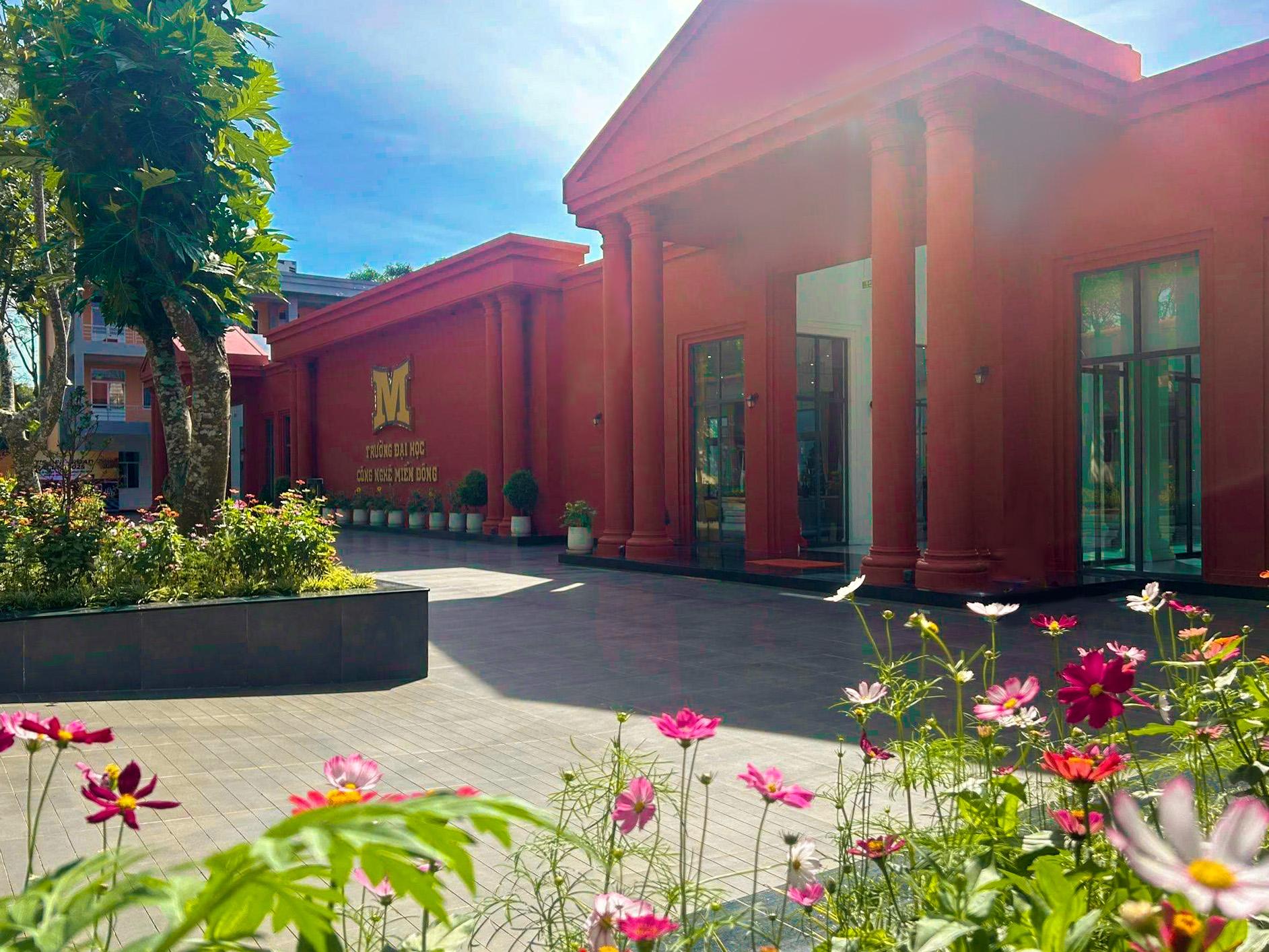 Một trường Đại học ở Miền Đ&ocirc;ng &ldquo;lột x&aacute;c&rdquo; ngoạn mục th&agrave;nh campus 5 sao- Ảnh 2.