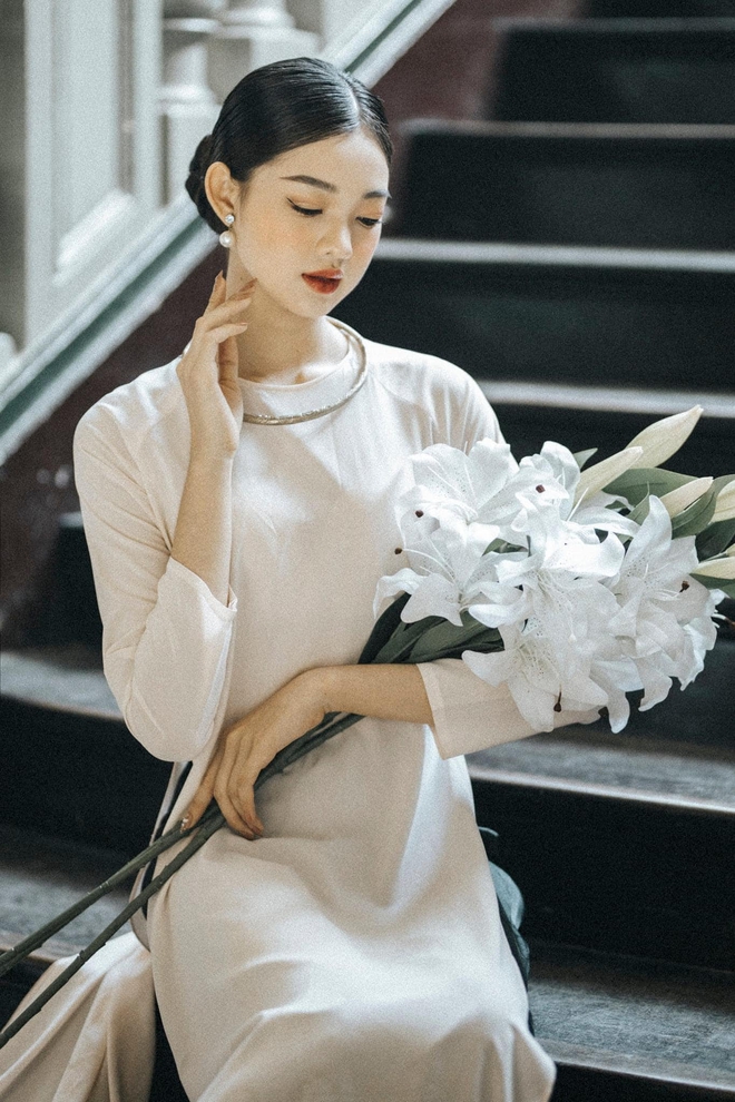 C&ocirc; g&aacute;i 2K1 xinh như 