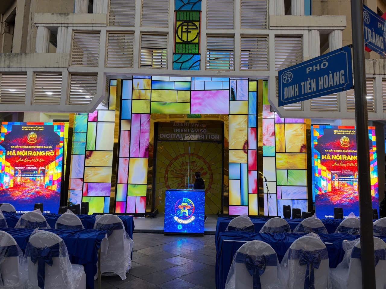 H&agrave; Nội ngh&igrave;n năm "hiện l&ecirc;n" bằng &aacute;nh s&aacute;ng, c&ocirc;ng nghệ tại triển l&atilde;m "H&agrave; Nội Rạng Rỡ - &Aacute;nh s&aacute;ng v&agrave; Di sản"- Ảnh 1.