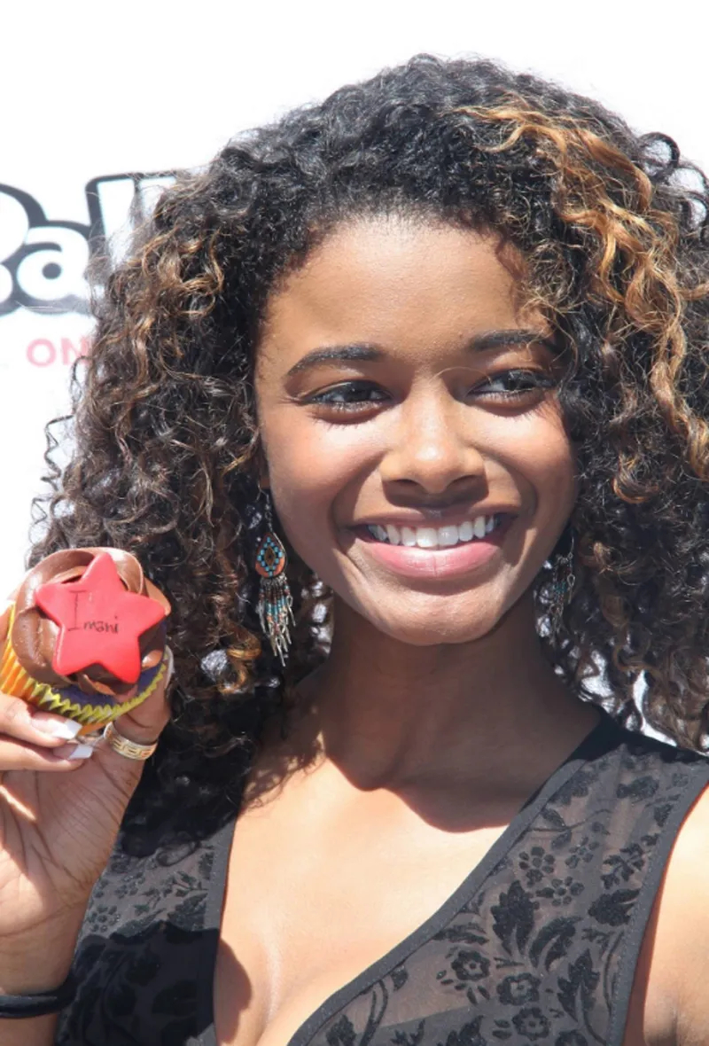 Đau l&ograve;ng nhất Gi&aacute;ng sinh: Nữ diễn vi&ecirc;n bị bạn trai đ&acirc;m chết ở tuổi 26, để lại con trai chỉ mới 3 tuổi- Ảnh 2.