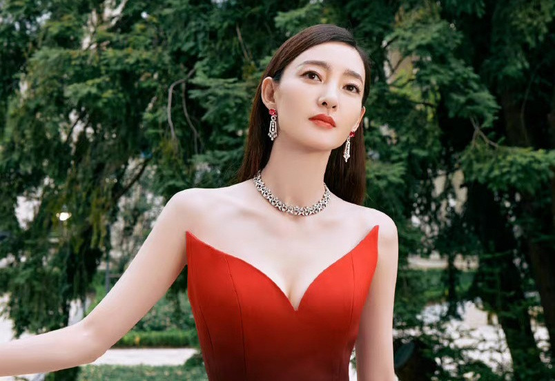 Nhan sắc t&agrave;n tạ đ&aacute;ng thương của nữ diễn vi&ecirc;n phim giờ v&agrave;ng sau khi chồng đại gia bị bắt- Ảnh 5.