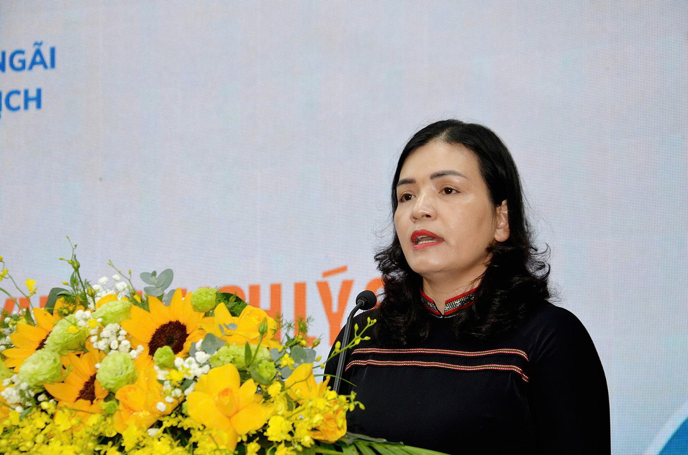 L&yacute; Sơn rất đẹp, v&igrave; sao kh&ocirc;ng h&uacute;t kh&aacute;ch?- Ảnh 1.