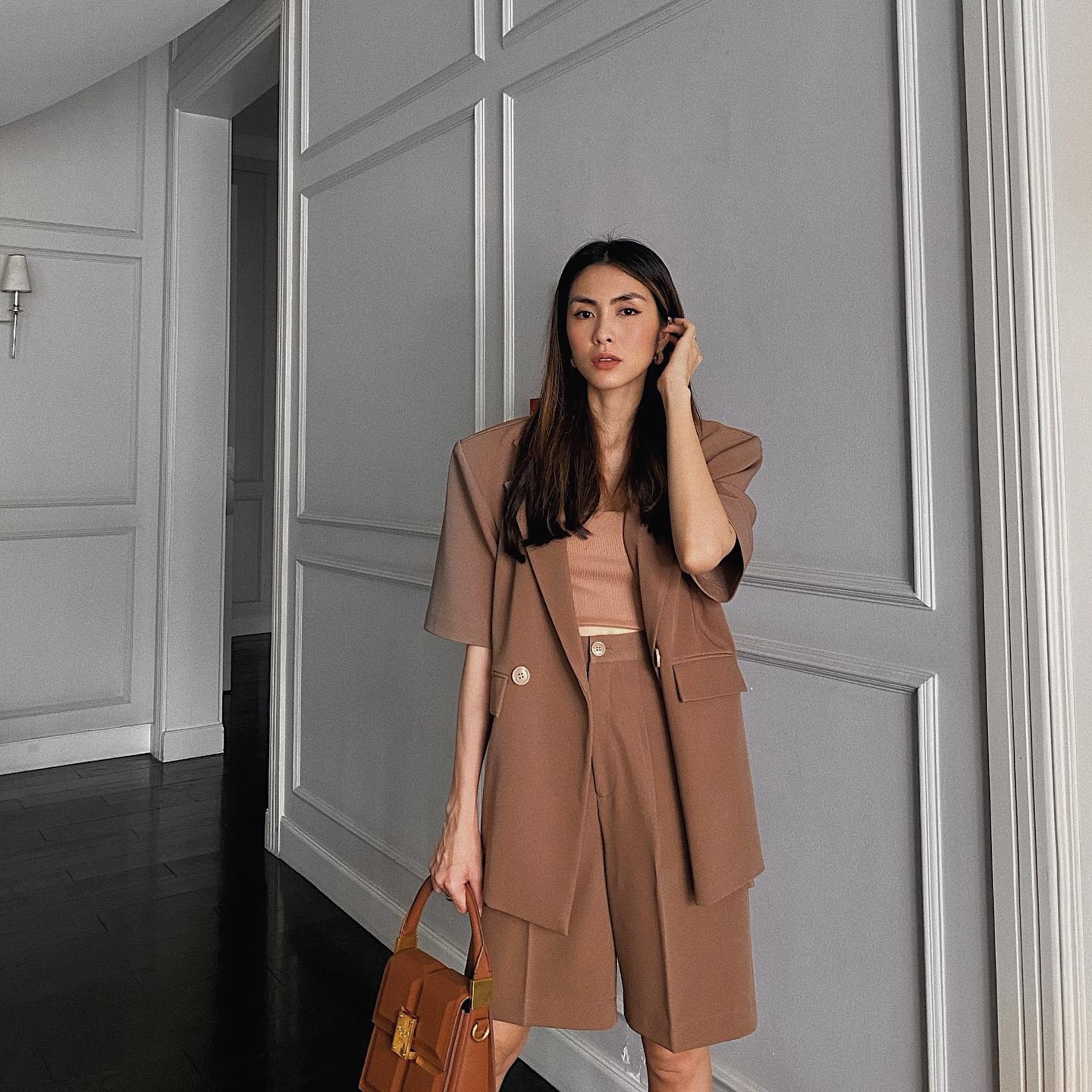 Gu chọn &aacute;o kho&aacute;c của c&aacute;c n&agrave;ng d&acirc;u h&agrave;o m&ocirc;n: 5 kiểu l&agrave; 