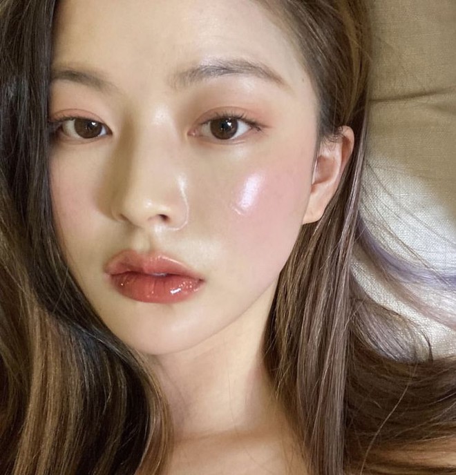 7 xu hướng l&agrave;m đẹp nổi bật nhất năm 2025 do Vogue b&igrave;nh chọn- Ảnh 23.