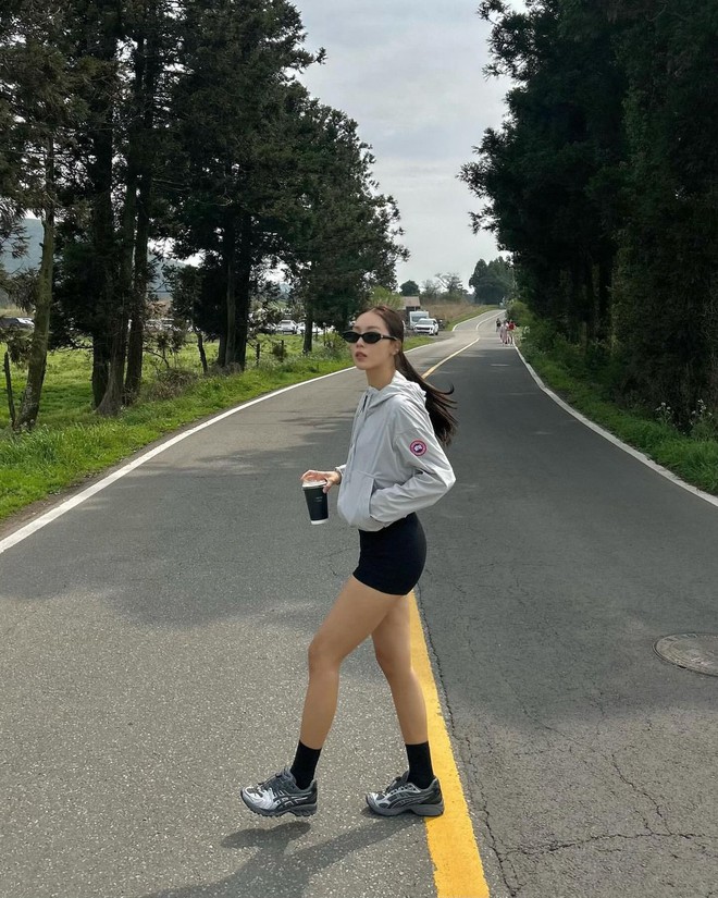 7 xu hướng l&agrave;m đẹp nổi bật nhất năm 2025 do Vogue b&igrave;nh chọn- Ảnh 18.