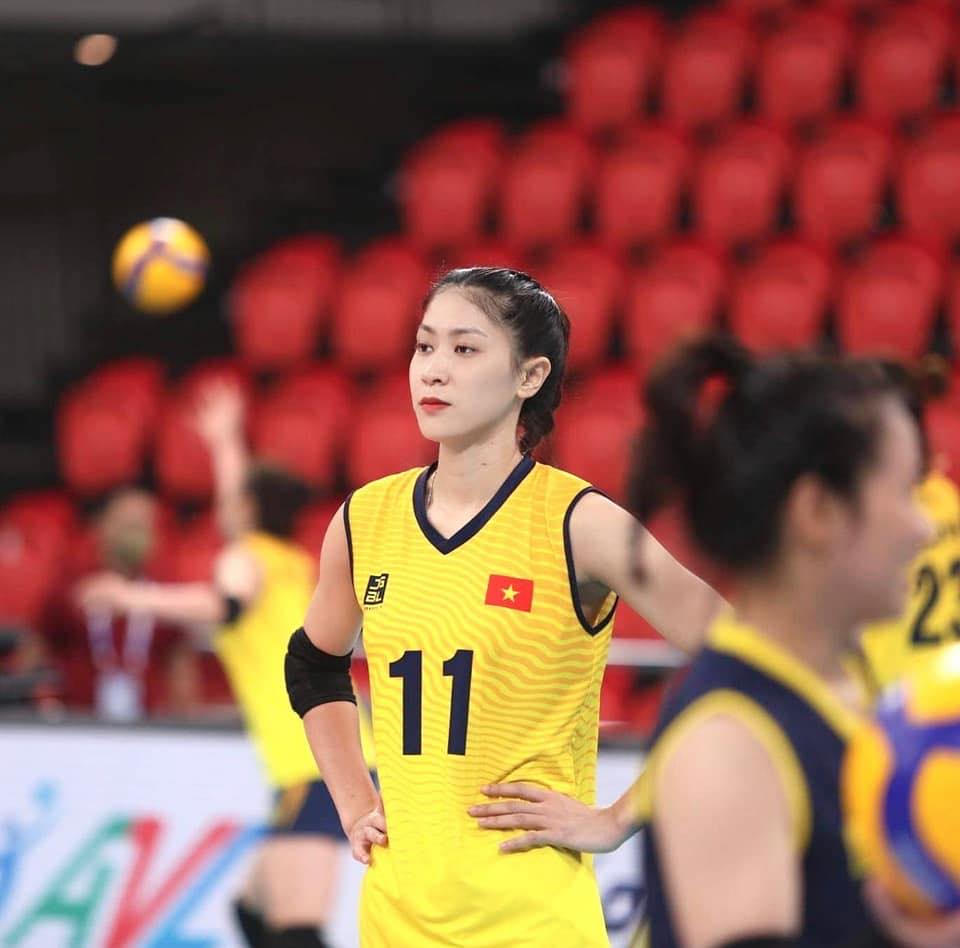 Hoa kh&ocirc;i b&oacute;ng chuyền mang h&agrave;m Đại u&yacute; g&acirc;y sốt với ảnh tổng kết 2025: Visual xinh đẹp, th&agrave;nh t&iacute;ch cực 