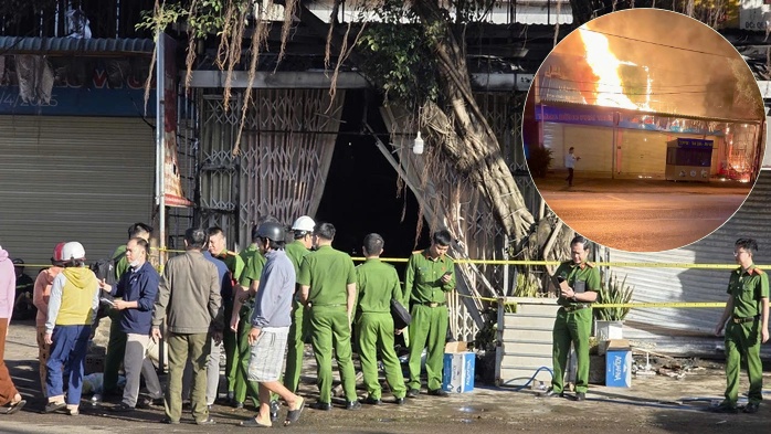 Vụ ch&aacute;y nh&agrave; 4 người tử vong ở Đắk Lắk: Chập điện cửa cuốn bị kho&aacute;, kh&ocirc;ng kịp cứu c&aacute;c nạn nh&acirc;n- Ảnh 2.