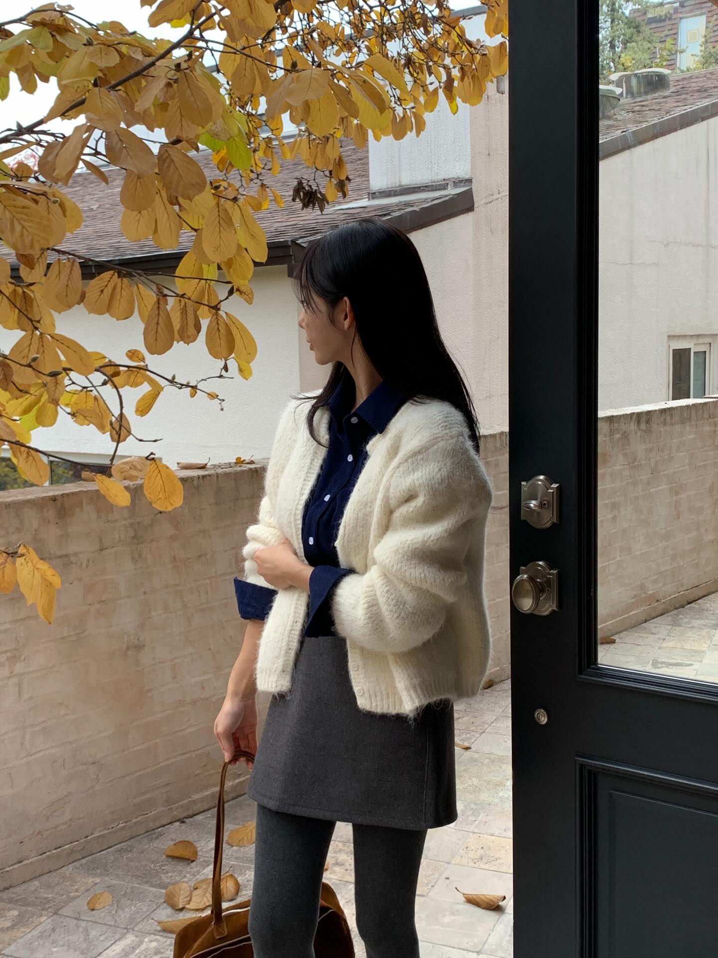 5 c&aacute;ch diện ch&acirc;n v&aacute;y ngắn nổi bật v&agrave; si&ecirc;u t&ocirc;n d&aacute;ng, c&agrave;ng gần tới năm mới c&agrave;ng n&ecirc;n ghim- Ảnh 7.