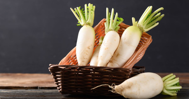 Nhật Bản ph&aacute;t sốt với "sinh tố củ cải": Uống mỗi ng&agrave;y, người phụ nữ giảm 6kg sau 4 th&aacute;ng, cơ thể trẻ ra 15 tuổi- Ảnh 1.