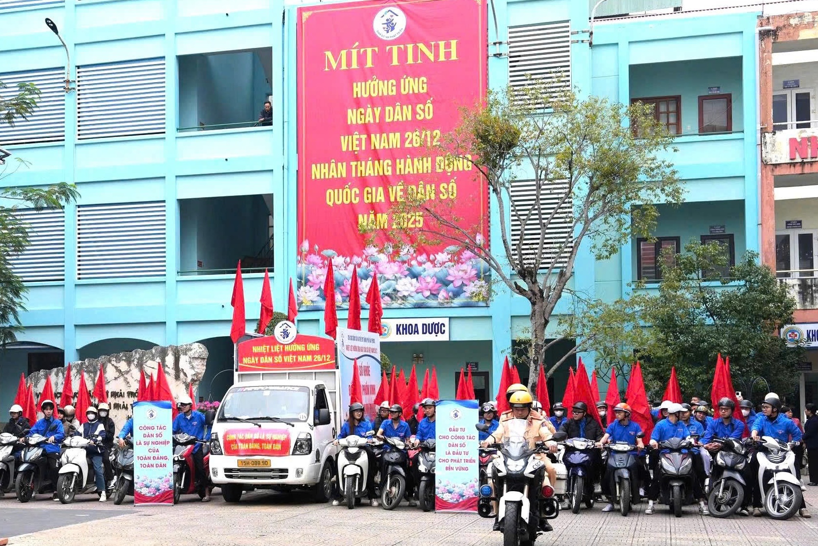 Thời kỳ d&acirc;n số v&agrave;ng của Việt Nam sắp kh&eacute;p lại- Ảnh 3.