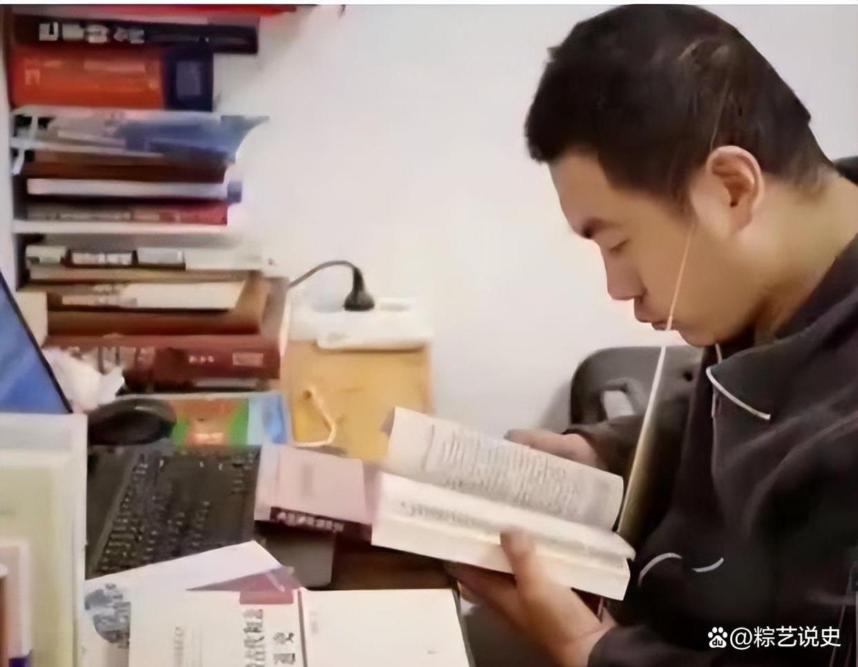 Ph&aacute;t hiện một Tiến sĩ đi l&agrave;m shipper, thu nhập hơn 748 triệu đồng/năm: &ldquo;Họ n&oacute;i t&ocirc;i đang tranh việc của người c&oacute; tr&igrave;nh độ thấp hơn&rdquo;- Ảnh 2.