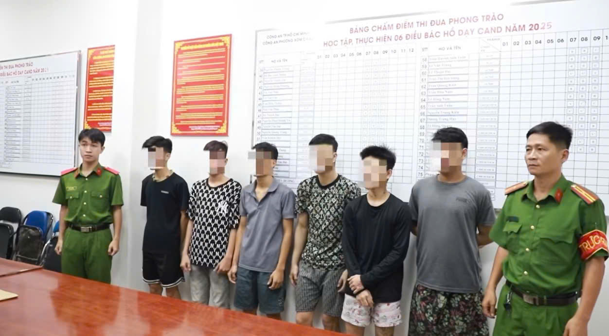 C&ocirc;ng an tạm giữ 14 thanh thiếu ni&ecirc;n v&ocirc; cớ đ&aacute;nh người ở X&oacute;m Chiếu, TPHCM- Ảnh 2.