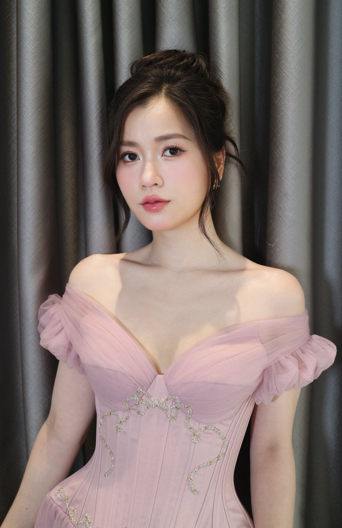 L&acirc;m Vỹ Dạ giảm 14kg chỉ sau 4 th&aacute;ng, thu gọn 15cm v&ograve;ng eo chỉ nhờ 1 c&acirc;u n&oacute;i của Trường Giang, CĐM rần rần v&agrave;o "xin v&iacute;a"- Ảnh 5.