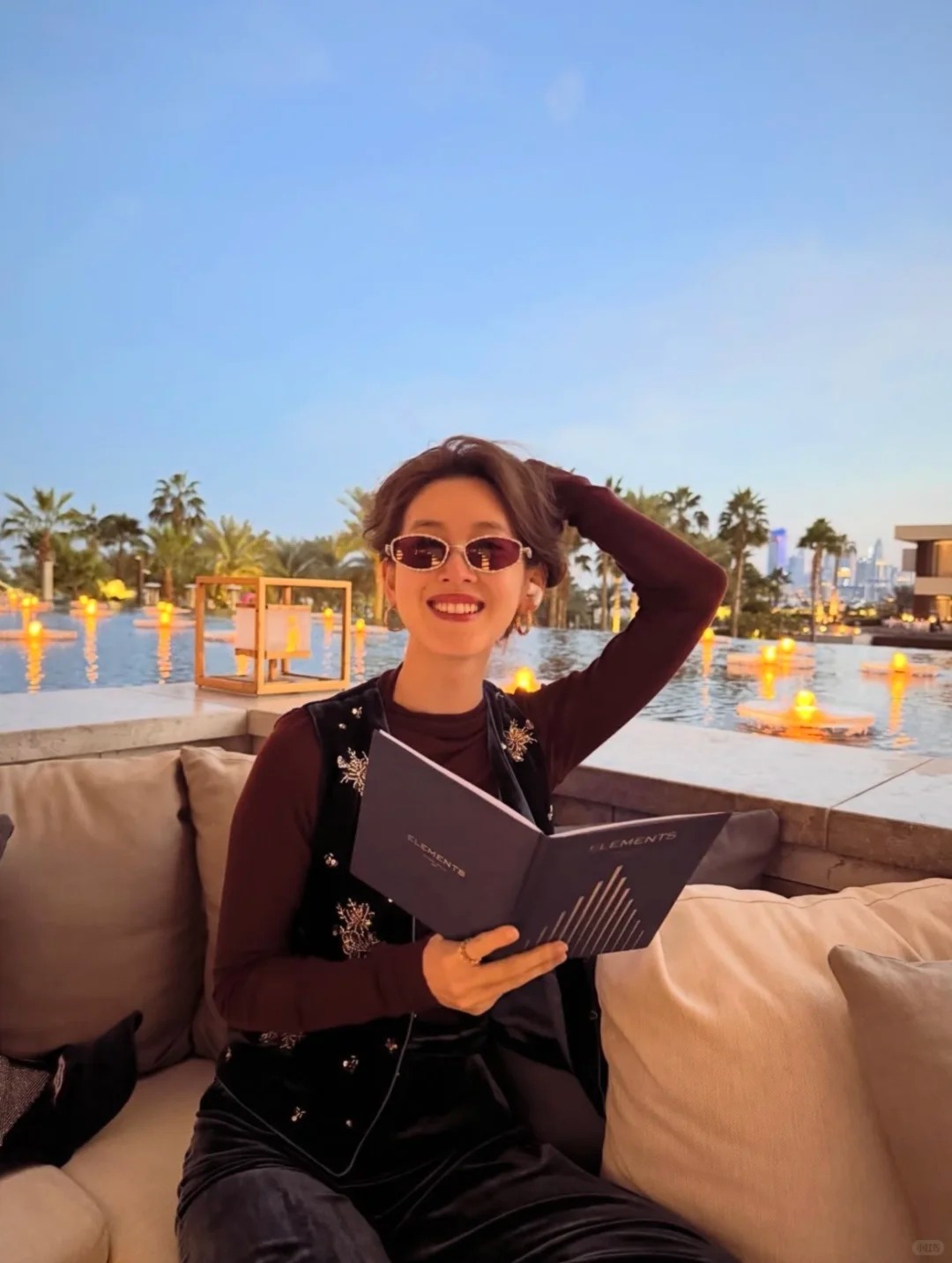 Chương Trạch Thi&ecirc;n bay sang Dubai đ&oacute;n Gi&aacute;ng sinh c&ugrave;ng chồng tỷ ph&uacute;: Ở kh&aacute;ch sạn 2 tỷ/đ&ecirc;m nhưng diện mạo mới l&agrave; điều g&acirc;y cho&aacute;ng- Ảnh 4.