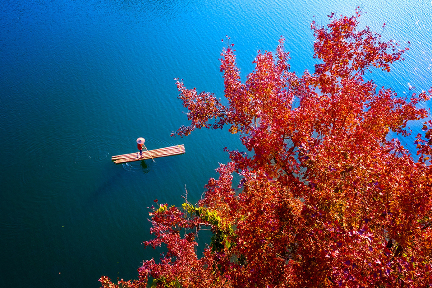 Ngỡ ng&agrave;ng 'tấm gương xanh' giữa n&uacute;i non Cao Bằng- Ảnh 2.