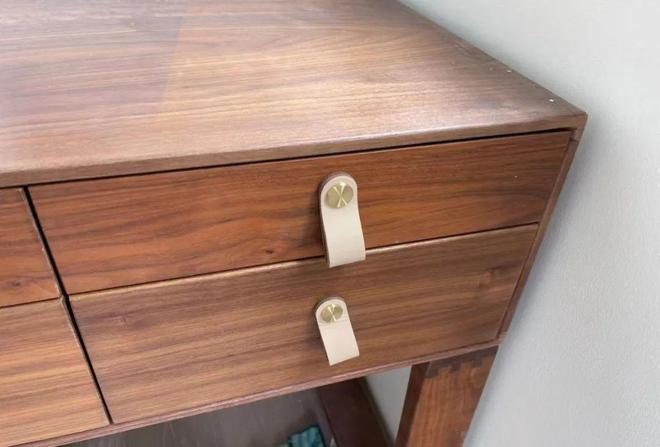 T&ocirc;i mua một căn hộ g&oacute;c v&agrave; sau hai năm sống ở đ&oacute;, t&ocirc;i ho&agrave;n to&agrave;n suy sụp, cảm gi&aacute;c v&ocirc; c&ugrave;ng bế tắc- Ảnh 2.