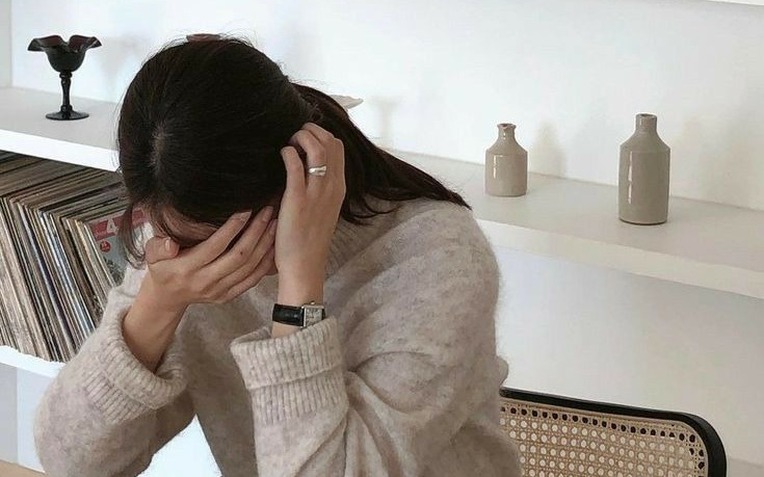 Đi l&agrave;m kiếm tiền mệt thật, nhưng thiếu tiền th&igrave; mệt gấp đ&ocirc;i- Ảnh 1.