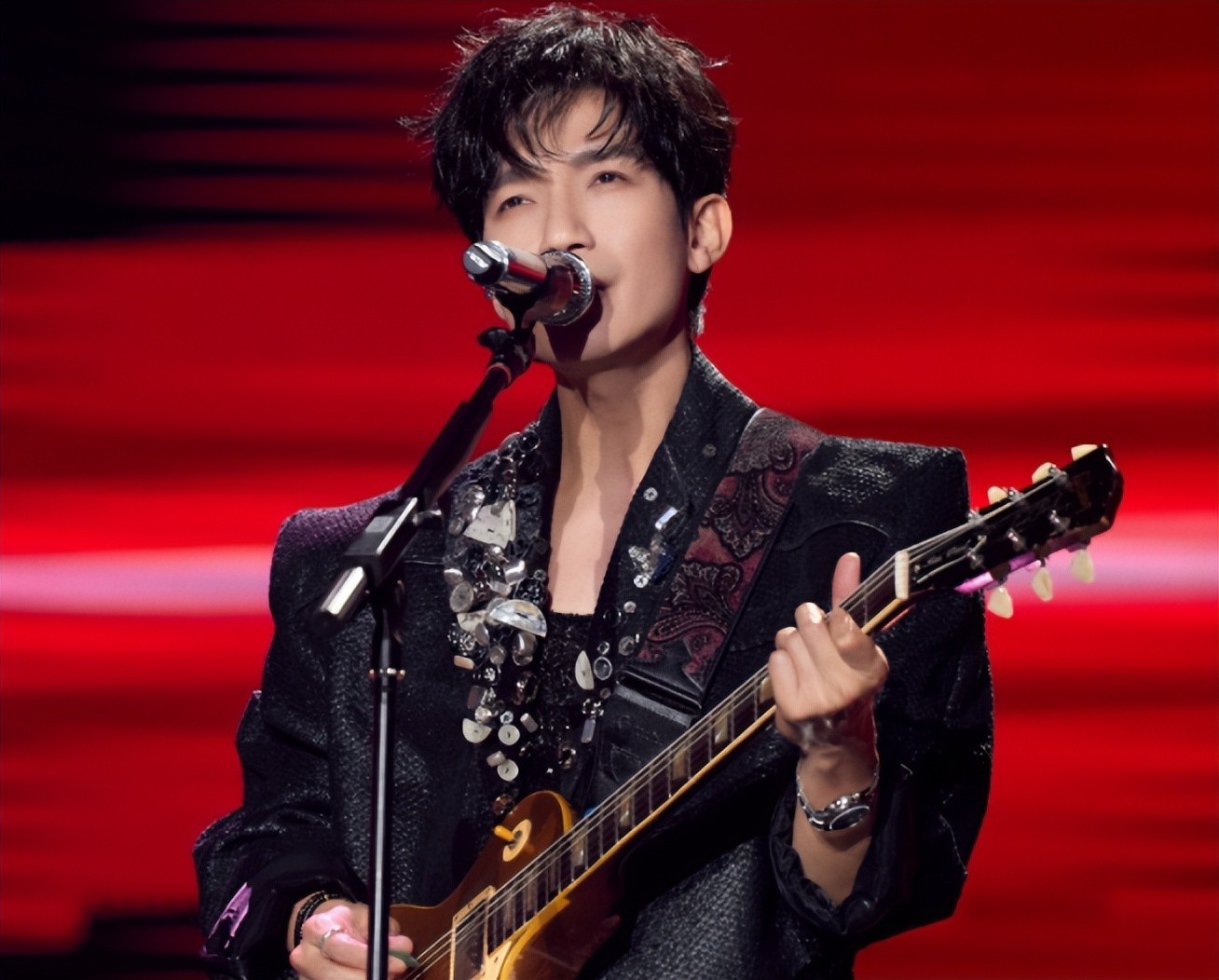 "Lấy trứng chọi đ&aacute;" đối đầu c&ocirc;ng ty quản l&yacute;: "Mỹ nữ 4000 năm c&oacute; 1" đứng trước nguy cơ lao l&yacute;- Ảnh 8.