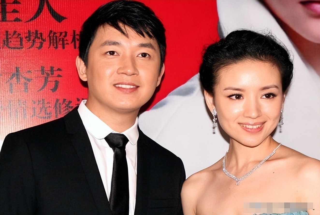 "Bạch nguyệt quang" showbiz kh&ocirc;ng trả nổi học ph&iacute; 3,7 tỷ đồng hằng năm cho con trai- Ảnh 4.