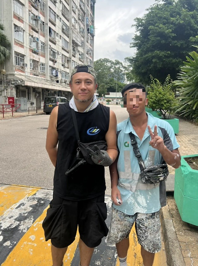 Nam thần thanh xu&acirc;n bị hủy hoại v&igrave; 1 scandal giờ khổ đến nỗi phải triệt sản, đi bốc v&aacute;c nu&ocirc;i 8 miệng ăn- Ảnh 6.