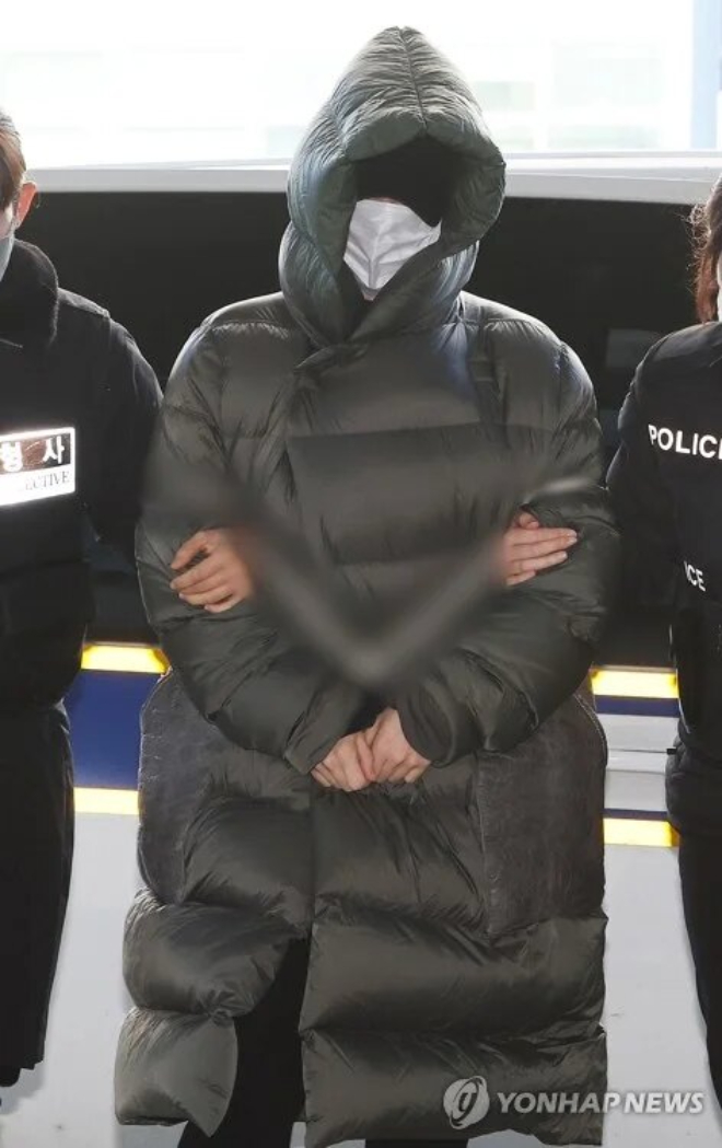 H&ocirc;n th&ecirc; t&agrave;i phiệt của Park Yoochun sinh con khi đang trốn truy n&atilde;, c&ocirc;ng ch&uacute;ng hoảng loạn lo sợ 1 điều- Ảnh 1.