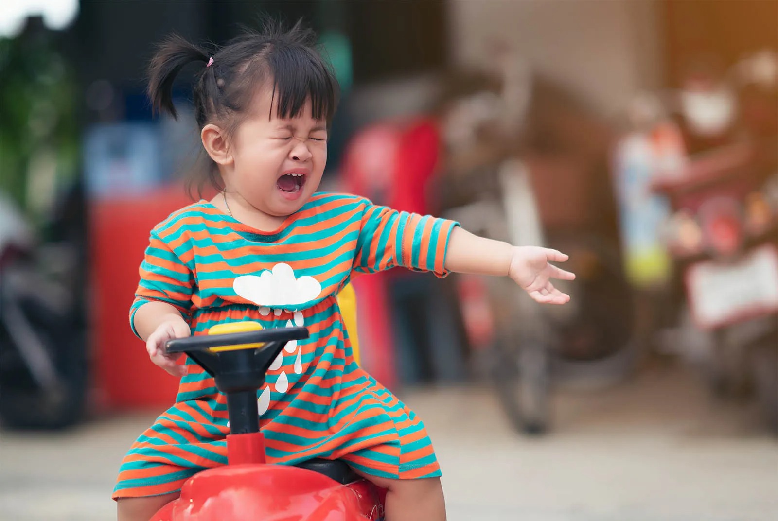 Hiện tượng lạ bị ph&aacute;t hiện: Thứ hủy hoại một đứa trẻ kh&ocirc;ng phải tiền bạc m&agrave; l&agrave; 3 th&oacute;i xấu cha mẹ đ&atilde; gieo cho ch&uacute;ng- Ảnh 2.