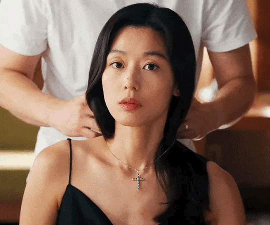 4 nữ ch&iacute;nh phim H&agrave;n mặc đẹp nhất 2025, nhắc đến mỹ nh&acirc;n số 3 l&agrave; nghĩ ngay tới sự sang chảnh- Ảnh 14.