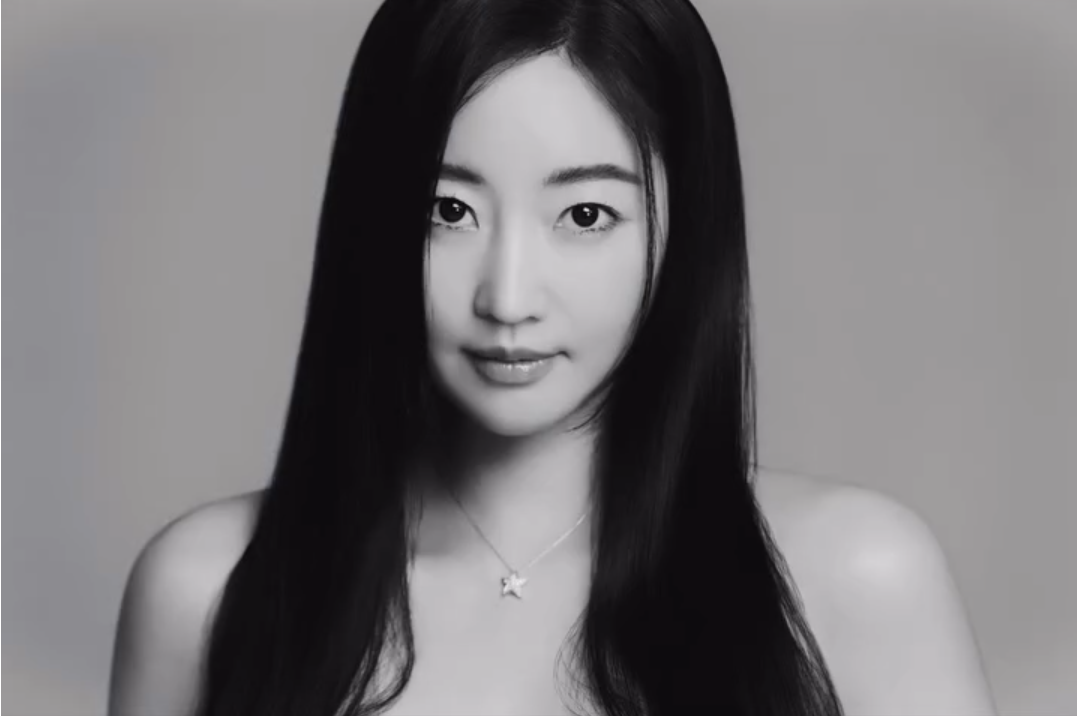 Showbiz xuất hiện Hoa hậu U50 được phong thần v&igrave; trẻ như g&aacute;i 18, từng d&iacute;nh tin kết h&ocirc;n cầu thủ quốc d&acirc;n- Ảnh 3.