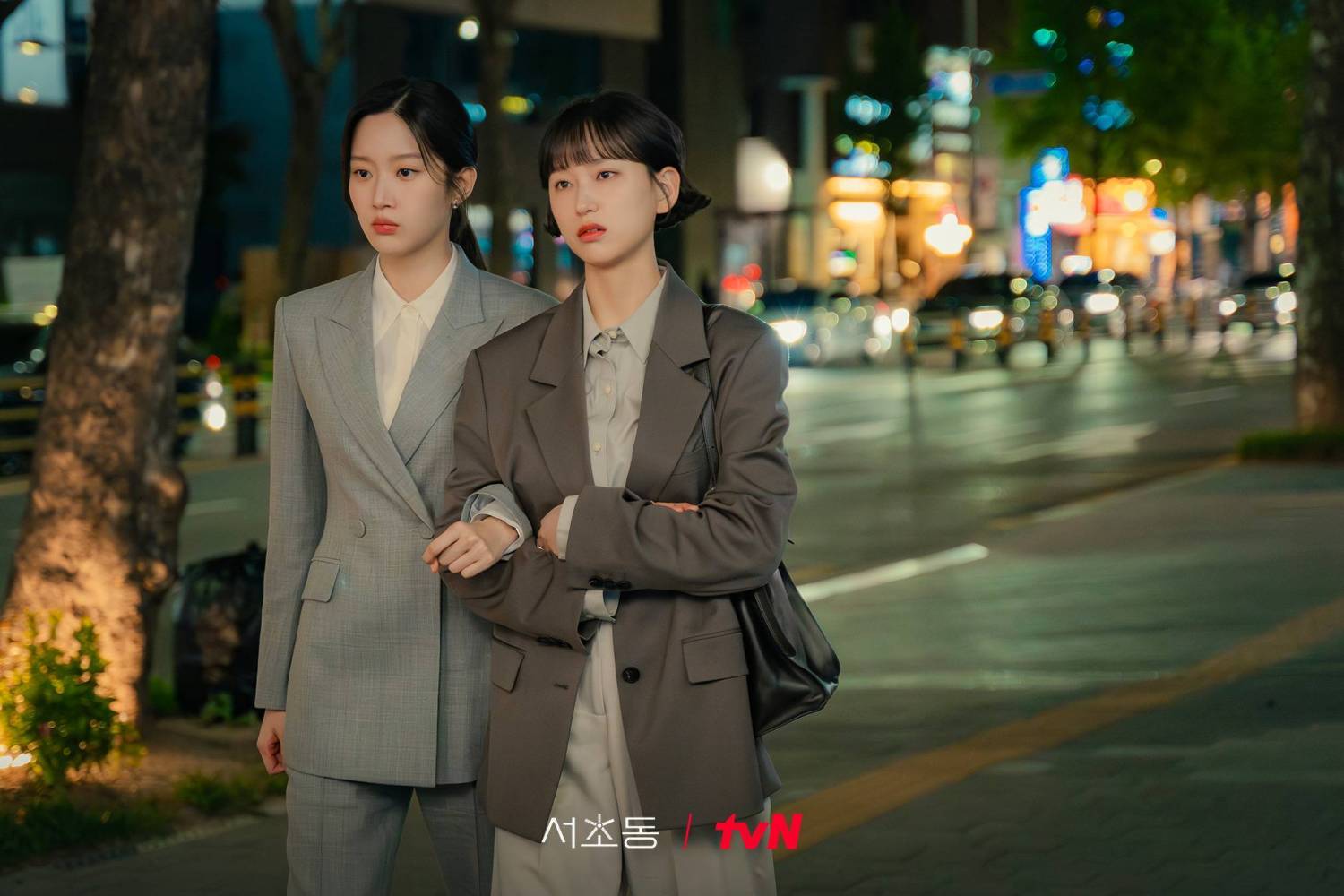 4 nữ ch&iacute;nh phim H&agrave;n mặc đẹp nhất 2025, nhắc đến mỹ nh&acirc;n số 3 l&agrave; nghĩ ngay tới sự sang chảnh- Ảnh 21.